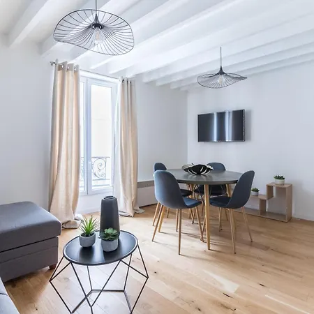 Grands Boulevards 41 * Paříž